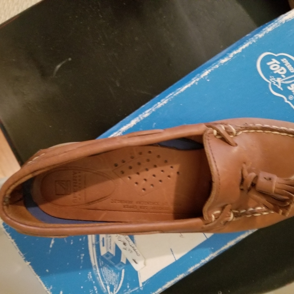 Sperry Tan Leather Tassel Loafers